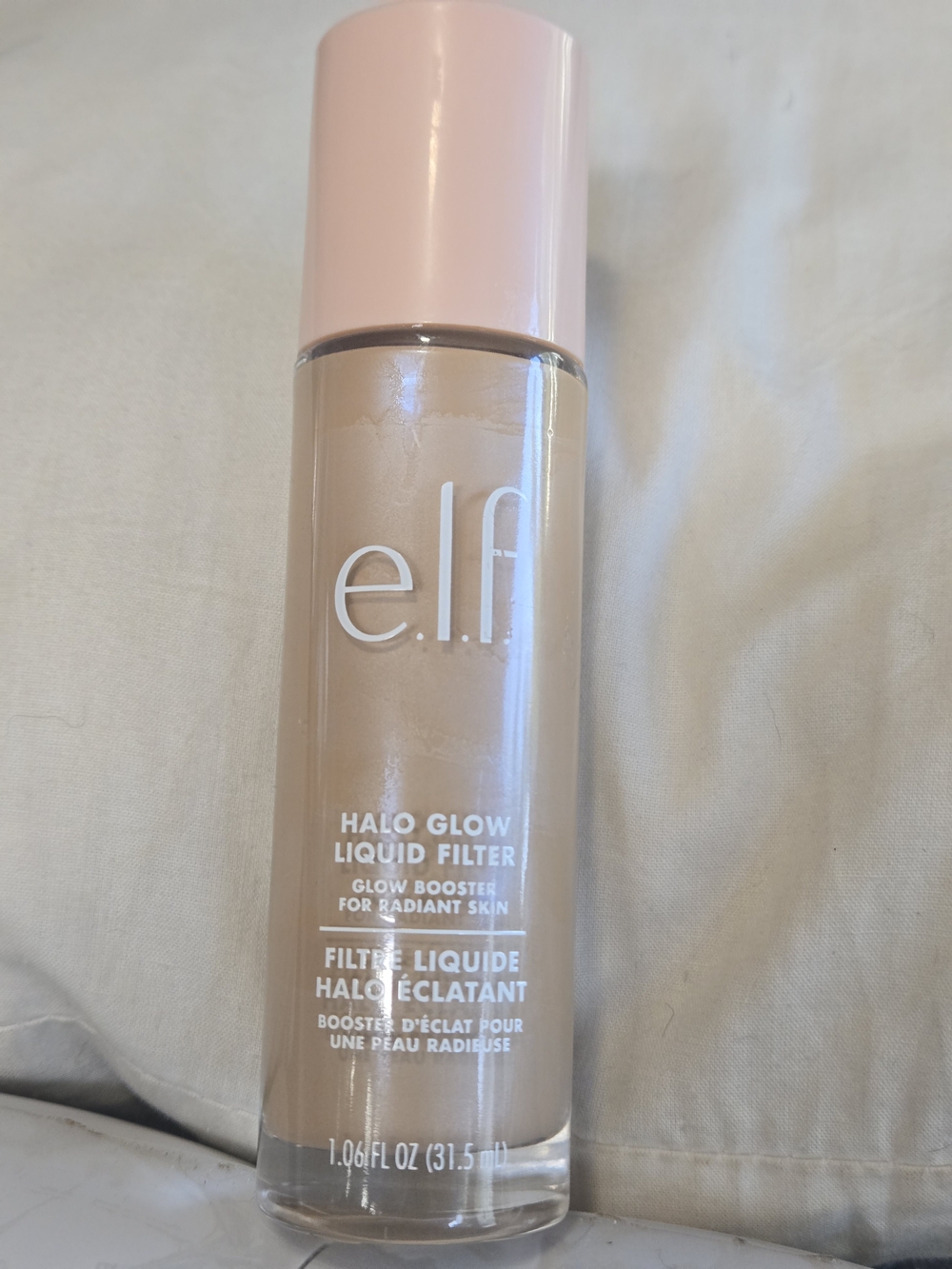 e.l.f. NEW Halo Glow Liquid Filter - Beige with Pink Cap